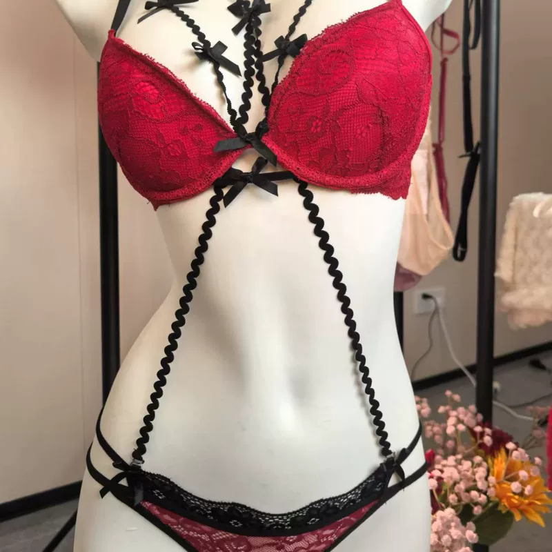 Сексуальный push-up бюстье с бантом и железными кольцами, комплект, нижнее белье