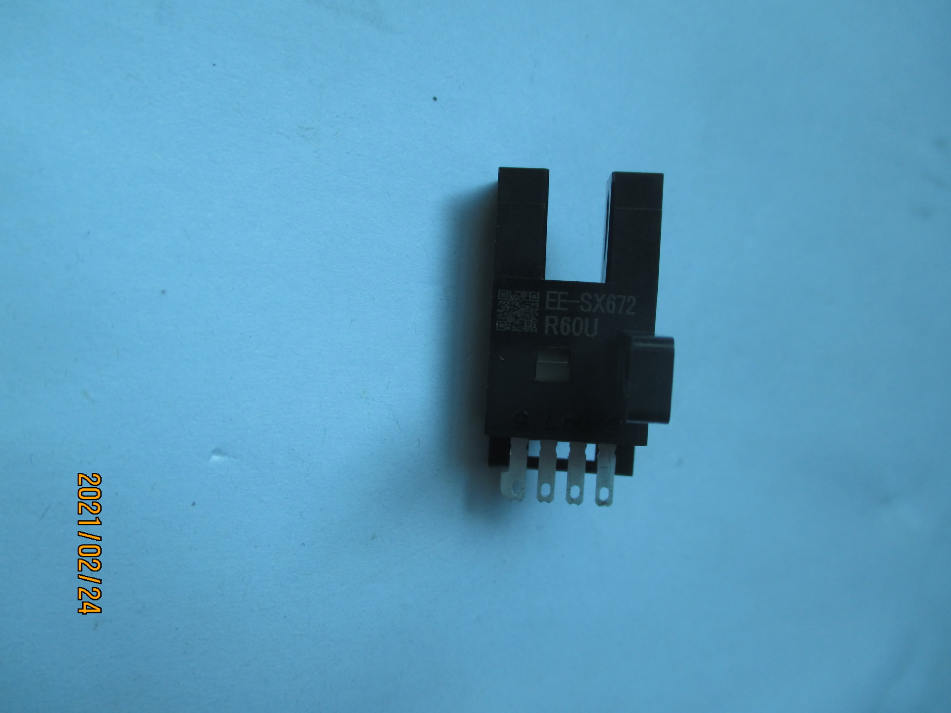 全新欧姆龙光电开关EE-SX672R