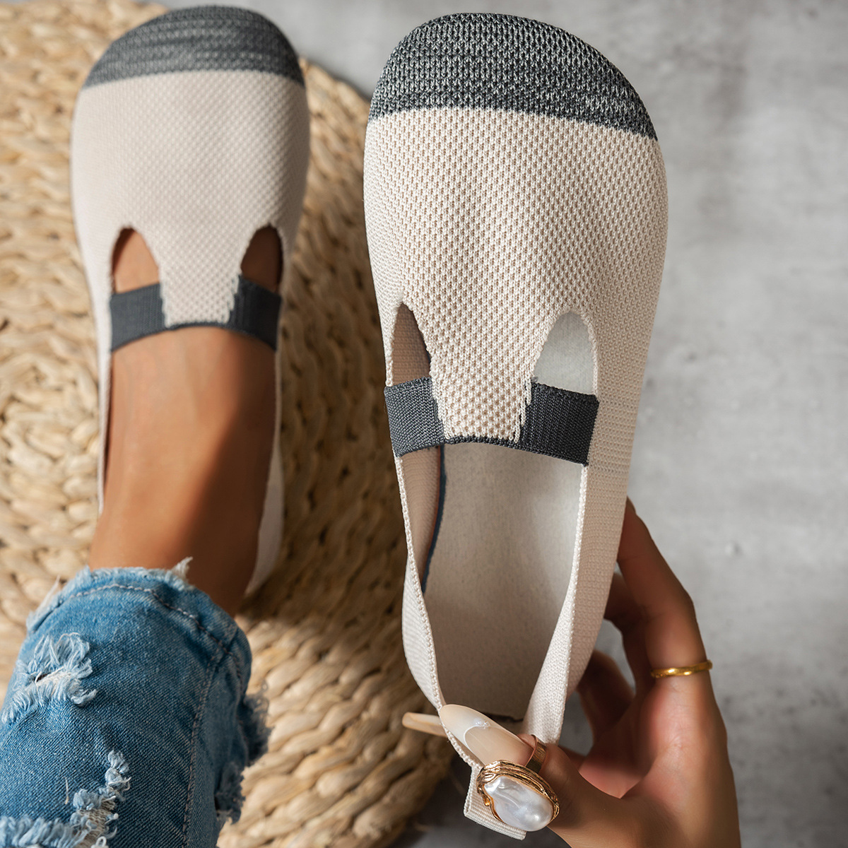 2025新款女网鞋透气网鞋软底防滑老人鞋平底时尚妈妈鞋