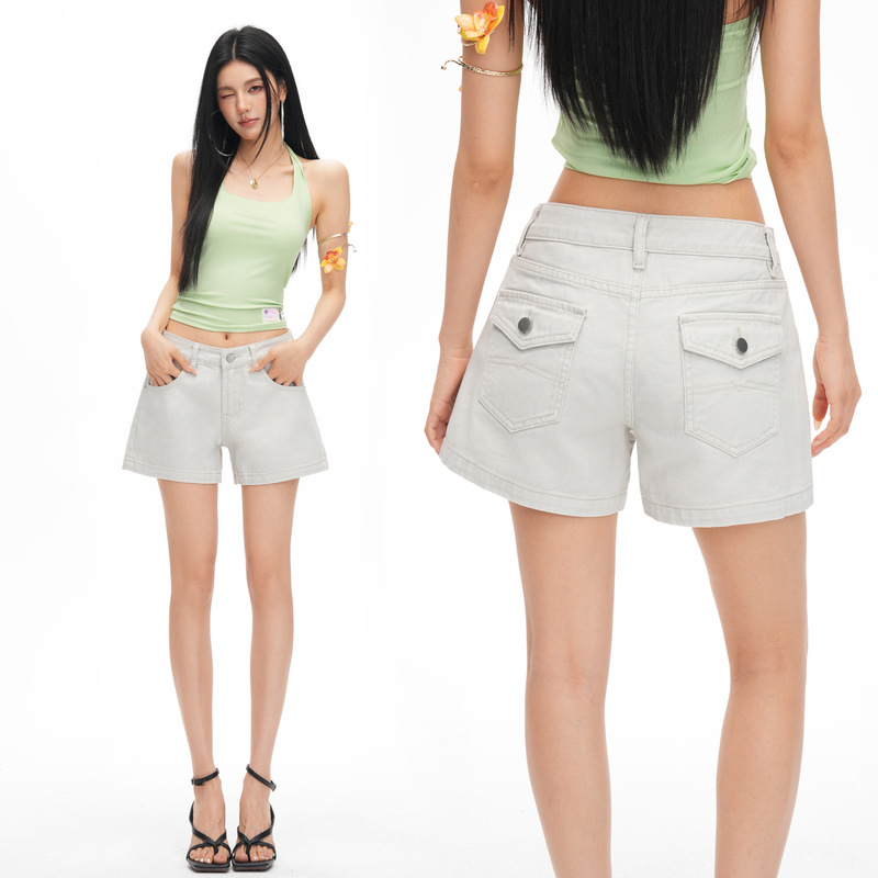 Ss& American-Style Milk Tea Color Fashionable Ripped Denim Shorts for Women, Slimming Hot Girl A-Line Pocket Embroidered Wide-Leg Hot Pants Ss& American-Style Milk Tea Color Fashionable Ripped Denim Shorts for Women, Slimming Hot Girl A-Line Pocket Embroidered Wide-Leg Hot Pants