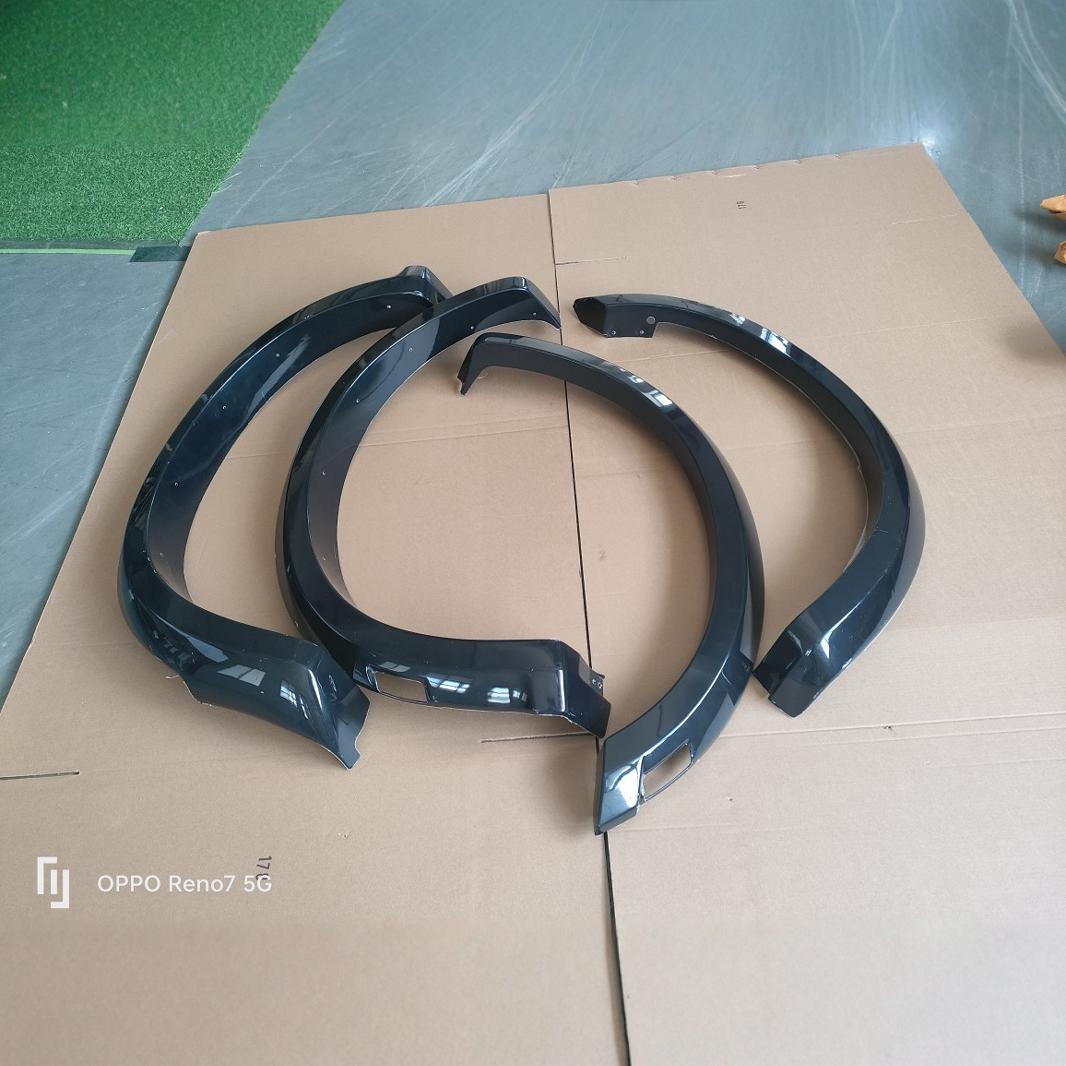 适用于HILUX REVO轮眉 REVO皮卡注塑PP改装轮眉abs吸塑轮眉