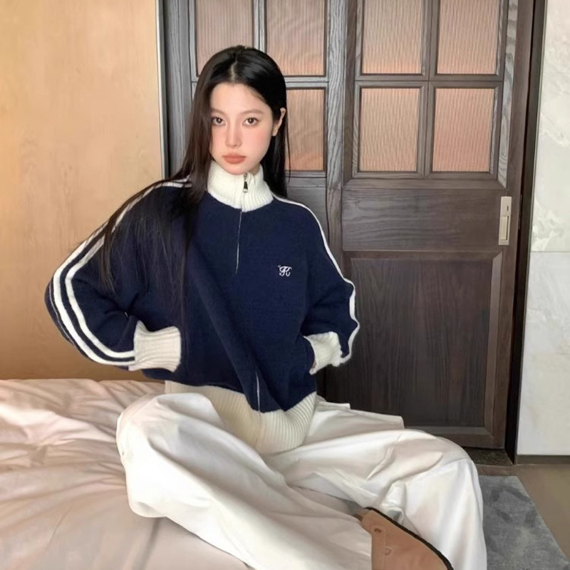 American-style color contrast long sleeve stand collar sweater coat women's 2024 autumn and winter new loose baseball uniform cardigan zipper top