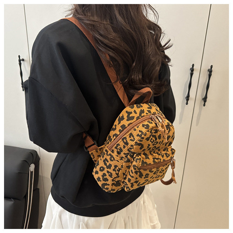 All Seasons Season Leopard Casual Women's Backpack Functional Backpack