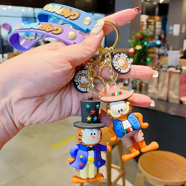Creative Cute Garfield Keychain School Bag Pendant Cartoon Doll Key Chain Car Accessories Couple Bag Pendant