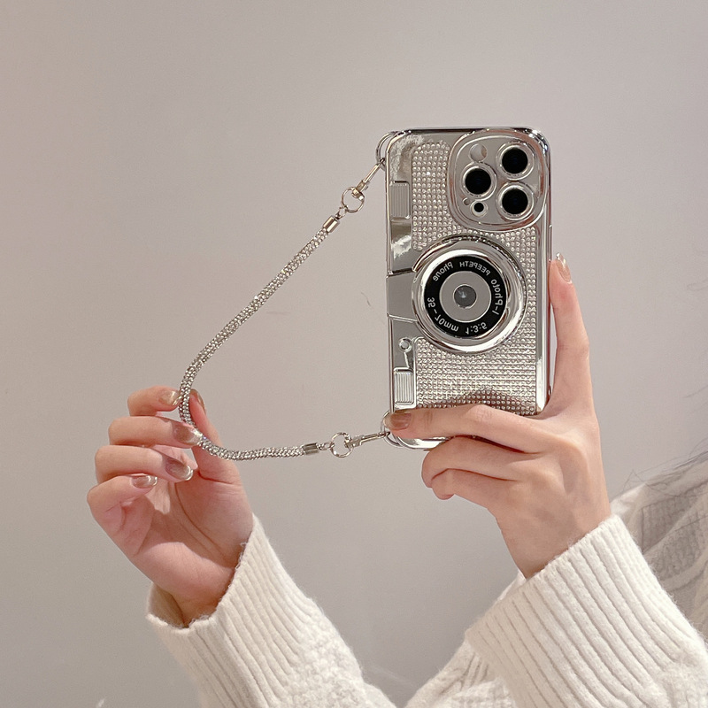 Personalized retro flash diamond camera bracelet for iPhone16pro max mobile phone case Apple 15 new 14/13