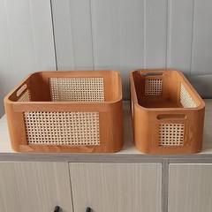 新しい丸い竹の木の編み物の収納箱の実木の収納かごの家庭の収納化粧品の洗面用品の収納箱