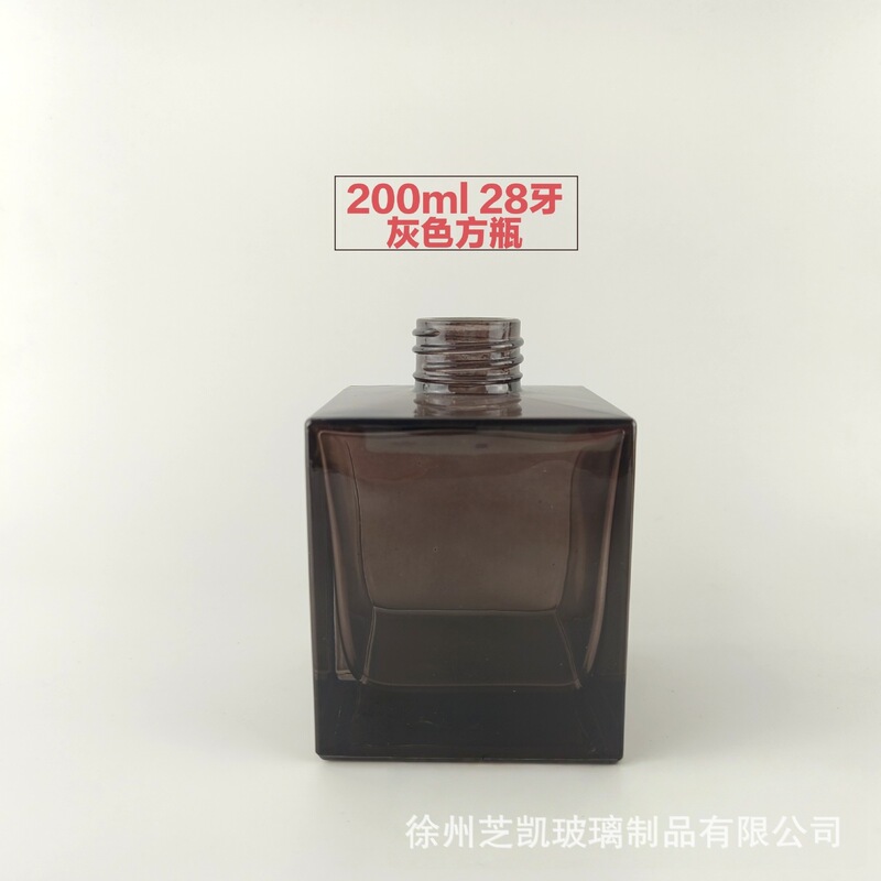 スポット卸売透明正方形アロマボトル無火アロマテラピーボトルハイエンドガラスボトルブラウンディフューザーボトル空ボトル|undefined