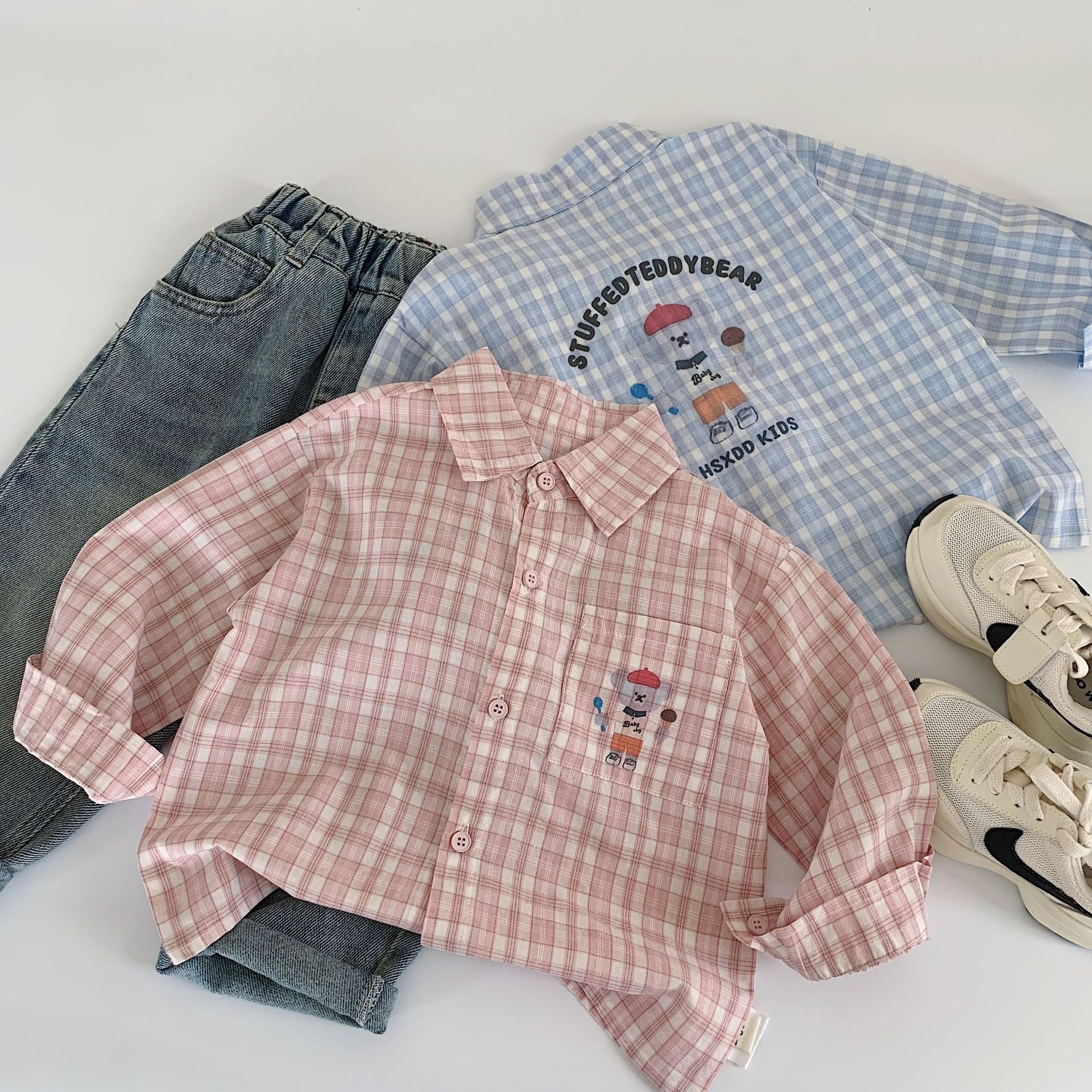 Camisas infantiles Mai Bao 2025 primavera nueva camisa a cuadros coreana para niños, camisa para bebés, camisa para bebés, moda de ropa infantil