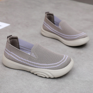 Spring and Autumn New Old Beijing Cloth Shoes Women's Single-layer Shoes Thick-soled Non-slip Casual Shoes Soft-soled Comfortable Slip-on Shoes for Moms