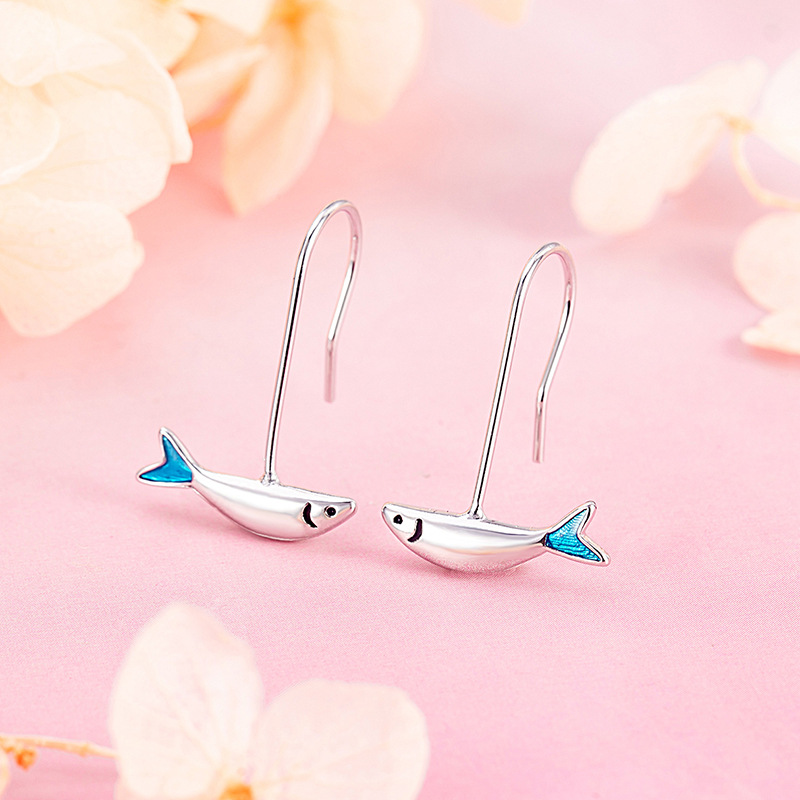 Small design cute creative elegant retro universal earrings