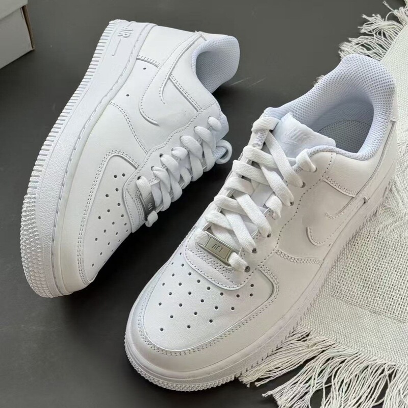 Putian shoes, original Air Force One AIR classic low-top white sneakers, unisex sports casual shoes Putian shoes, original Air Force One AIR classic low-top white sneakers, unisex sports casual shoes