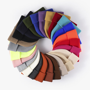 ñ�Ӷ���Ů�ٴ�W�����ᘿ�ñ�Еr�б�ů��ñ�Ӻ��o����ɫë��ñ