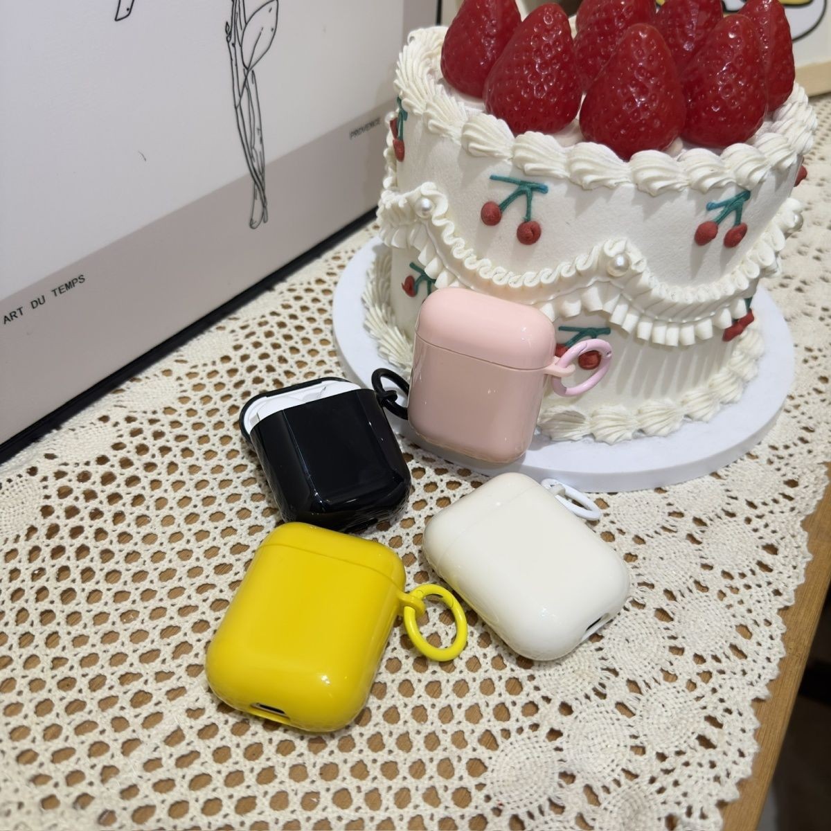 Aplicable a Apple 2 generación 3 generación 4 generación Airpods4 cubierta de auriculares bluetooth color caramelo caja suave a prueba de caídas ins viento