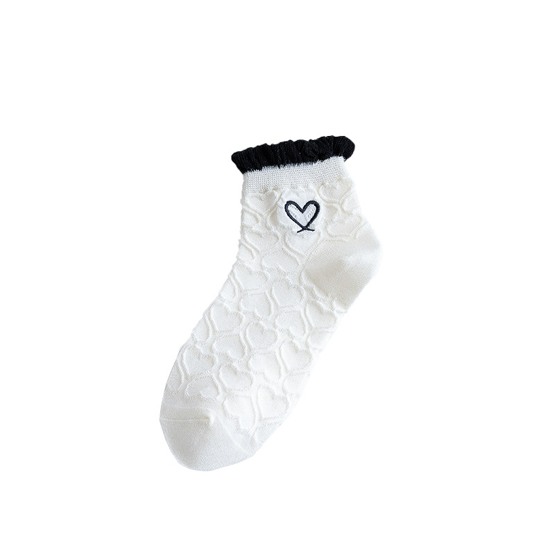 Calcetines de encaje de algodón para damas verano torcido amor calcetines coreanas pequeñas fragancias calcetines de mujer Zhuhai al por mayor