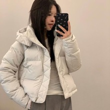冬季羽绒服女4格短款显瘦小个子白色泡芙可脱卸帽加厚修身