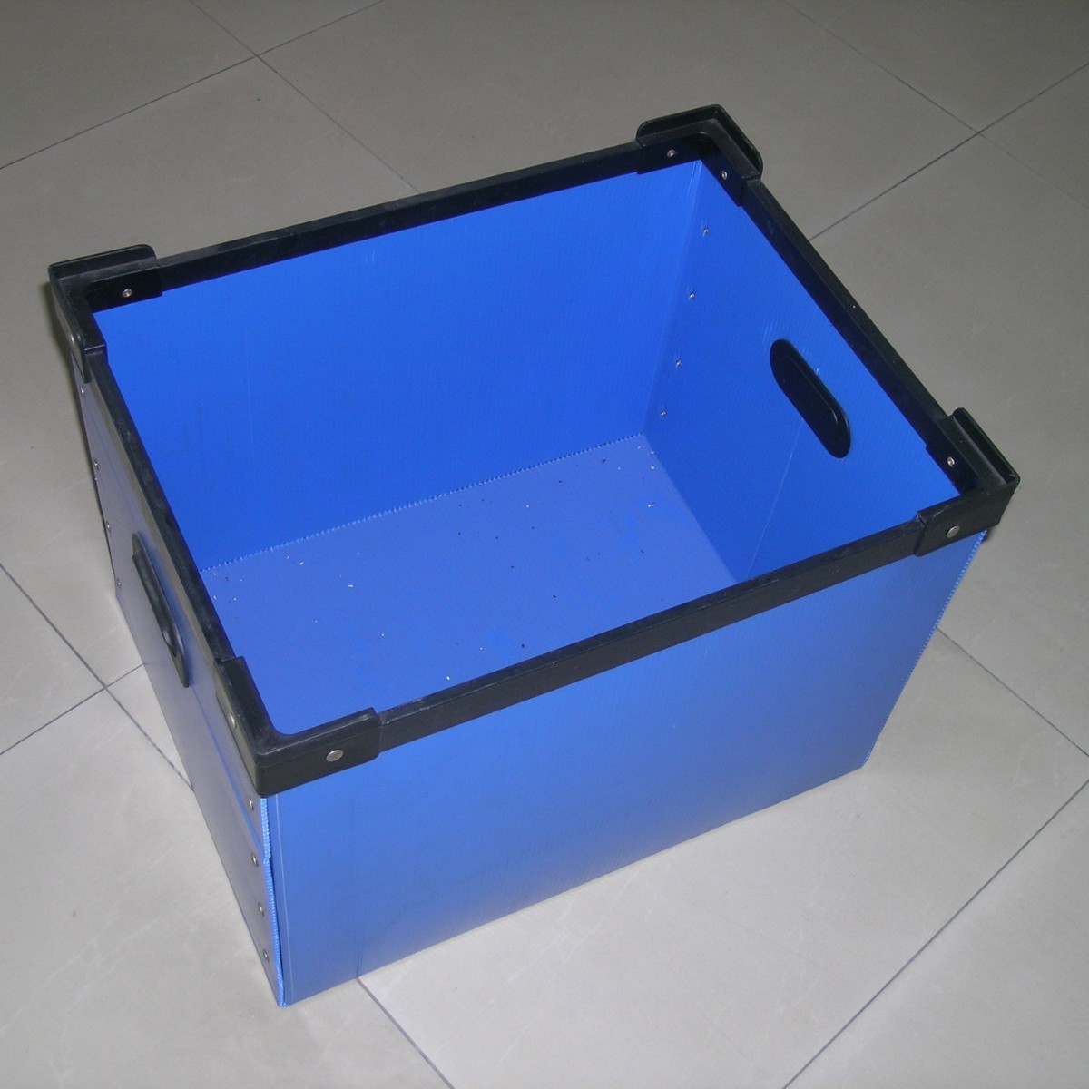 西安厂家中空隔板箱 塑料中空板周转箱