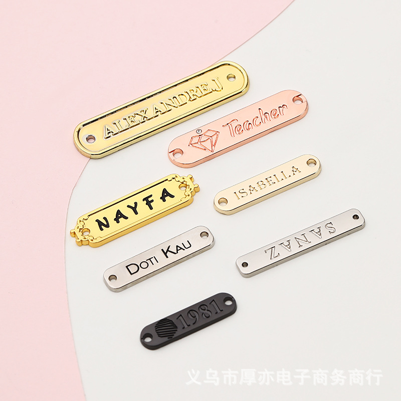 服装金属标牌锌合金电铸线缝铭牌箱包鞋帽logo电镀字母商标logo标