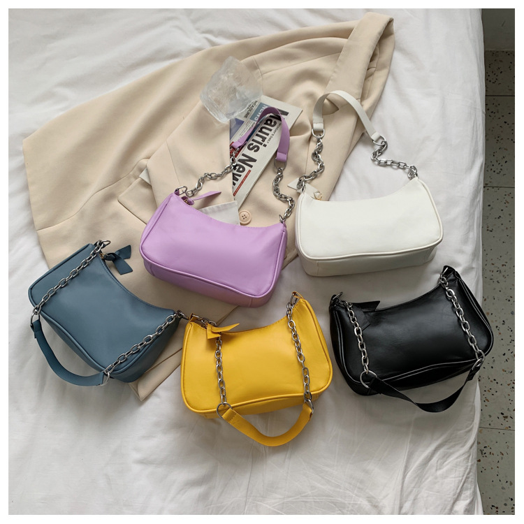 Korean Simple Solid Color Shoulder Bag display picture 5
