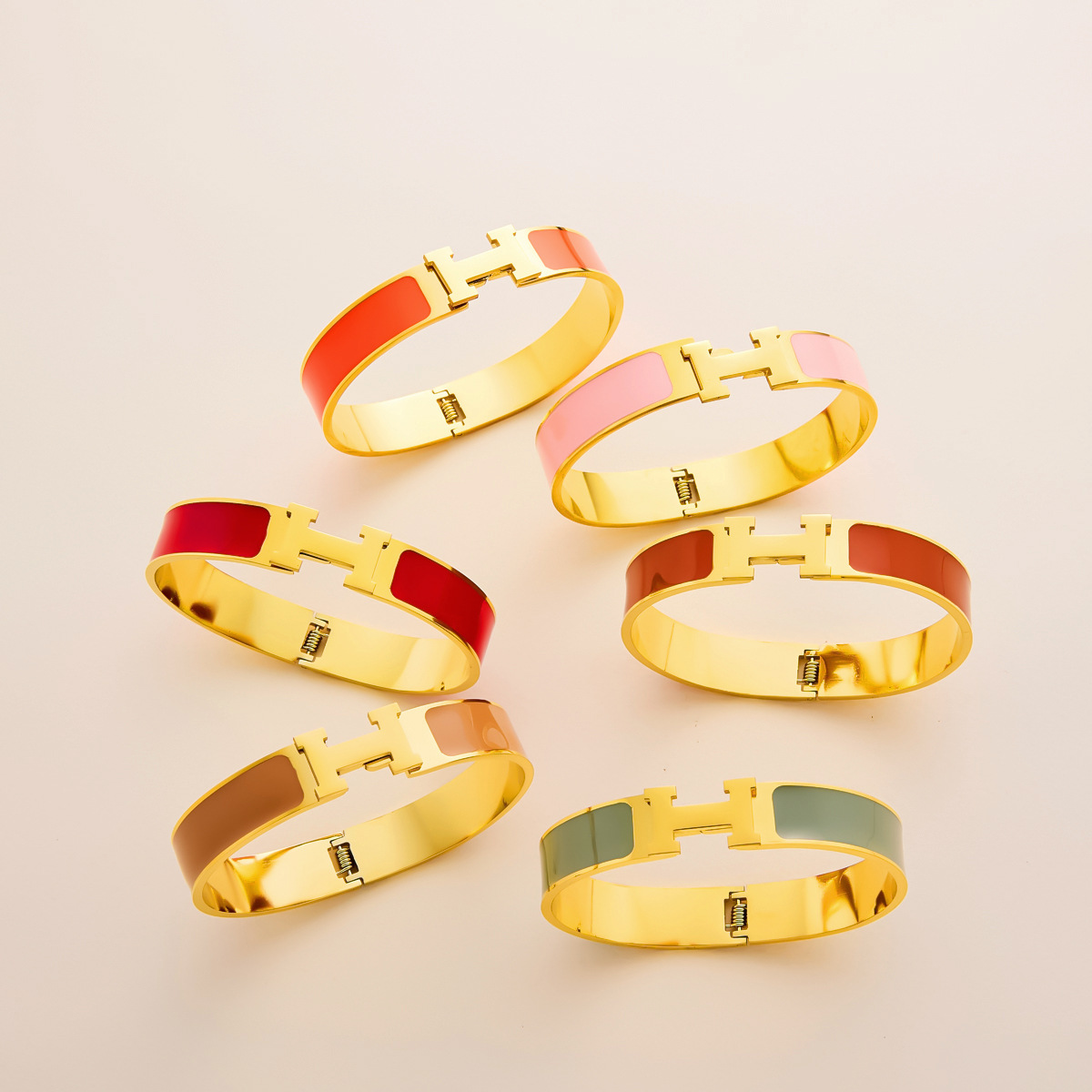 classic light luxury fashion european and american ins simple fashion aijia h letter titanium steel bracelet unisex bracelet