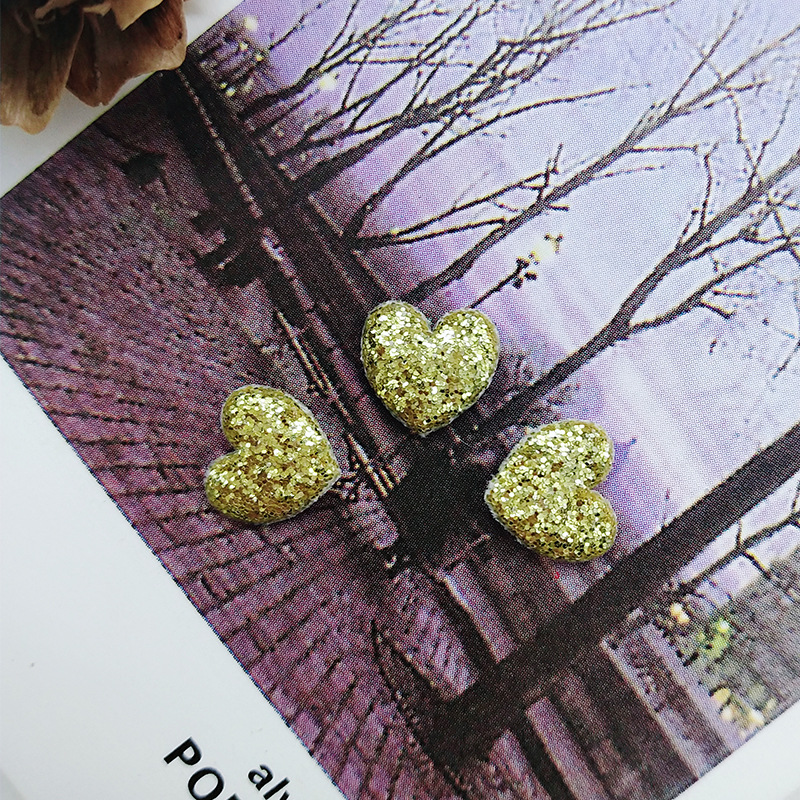 Children's hair accessory heart-shaped