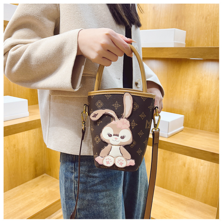 Fashion bucket bag for women 2023 spring new versatile cute rabbit bag high-end casual shoulder crossbody bag_voghion.com