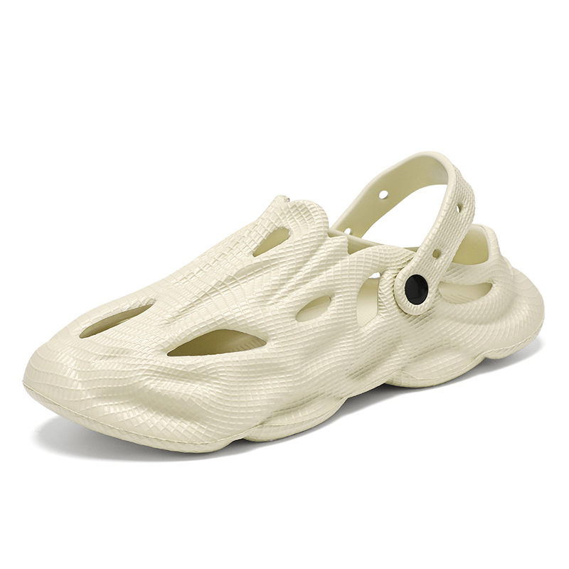 Pantuflas zapatos con agujeros en el exterior de verano Sandalias de playa al aire libre para hombres Sandalias al aire libre para hombres nuevos
