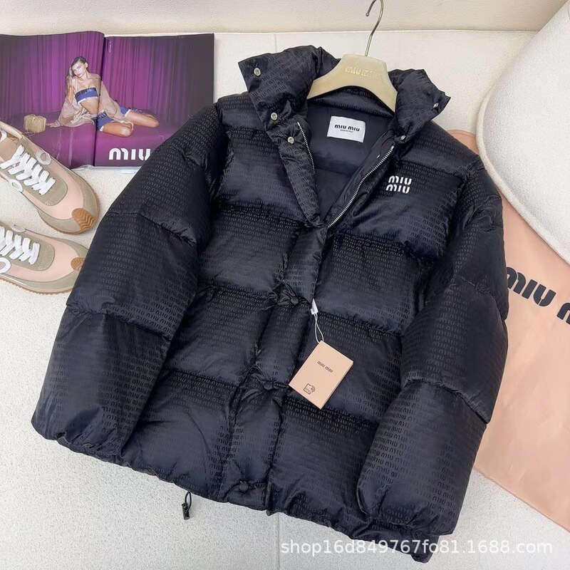 24秋冬新作ニッチデザイントレンディブランドダークパターンレタージャカード暖かいスタンドカラー厚みのあるパンコットンジャケット|undefined