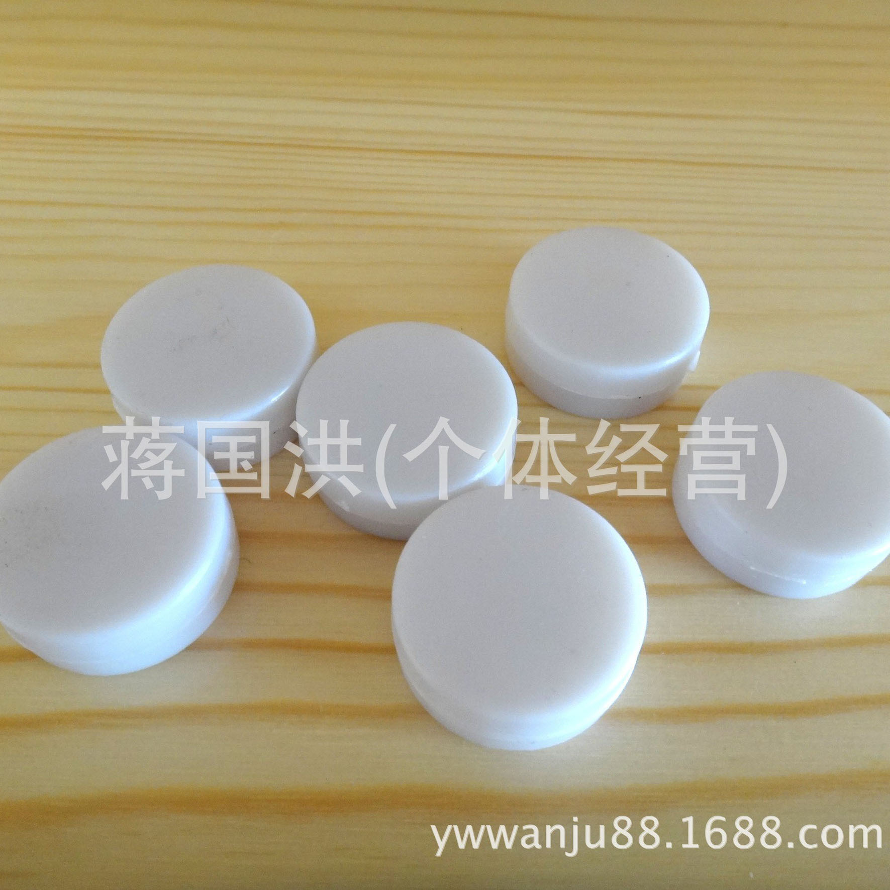 1440913236_1596982895