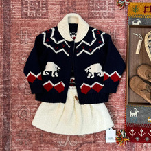女童秋冬套装2024新款儿童圣诞氛围感企鹅提花针织开衫羊羔毛半裙
