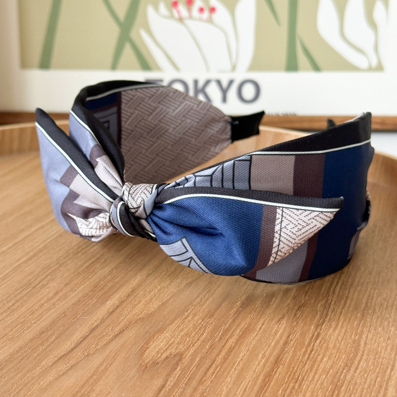 257g Weight Hair Band Hair Accessories Type 1 Piece Quantity Holiday, Daily Occasion Color Block Pattern Women's Gender Handmade Design Simple Style, Classic Style Style Women's Simple Style Classic Style Color Block Cloth Handmade Hair Band 12