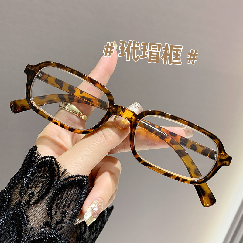 Gafas de presbicia transfronterizas estilo caliente moda HD hombres y mujeres de mediana edad y ancianos con gafas de lectura ligeras de lujo anti-luz azul