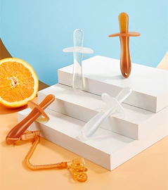 奶嘴;牙胶;喂养餐具