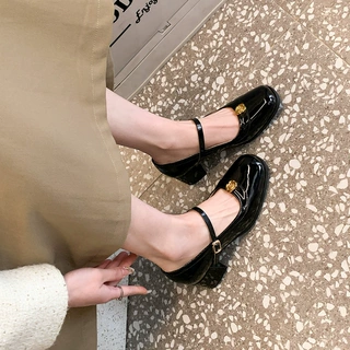 2025新款法式玛丽珍鞋女高跟鞋漆皮山茶花粗跟单鞋赫本风jk小皮鞋