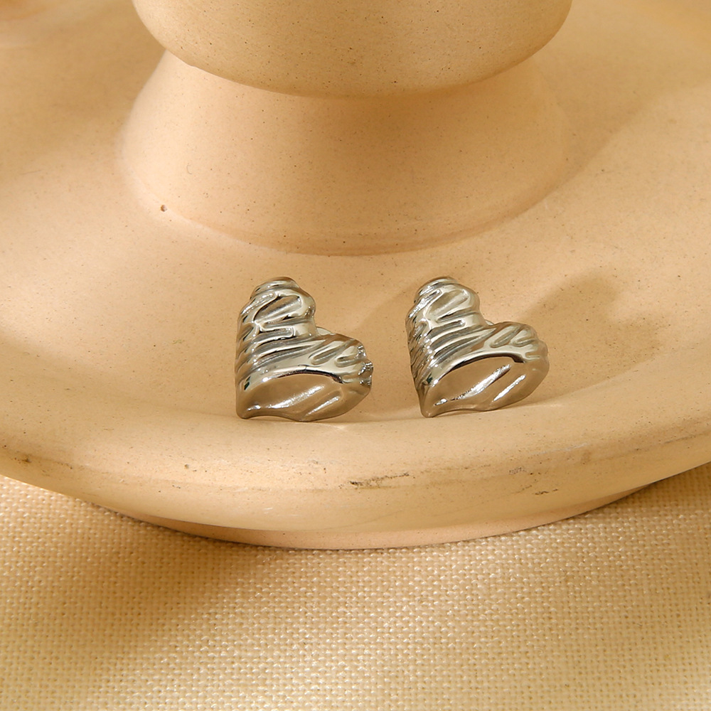 Geometric, Heart Shape Pattern 1 Pair Lady Heart Shape Plating 304 Stainless Steel Ear Studs
