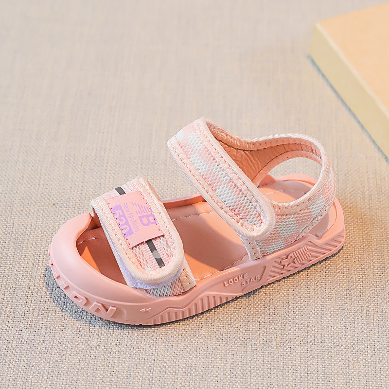 Sandalias para niños con envío directo, verano 2025, zapatos de playa para niños con suela blanda, zapatos cerrados para bebés, anti-patadas, ligeros