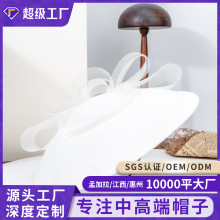 �羳�¿����ɴͷ�ΰ�ɫ����������Ůʿʱ��С��ñ������ɴ����