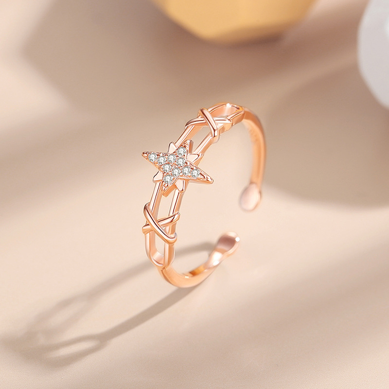 Anillo de plata 925 nicho ocho ESTRELLA DE Awn anillo de alto grado hembra Luz incrustada con diamantes de lujo ins Red de viento rojo mismo estilo anillo al por mayor
