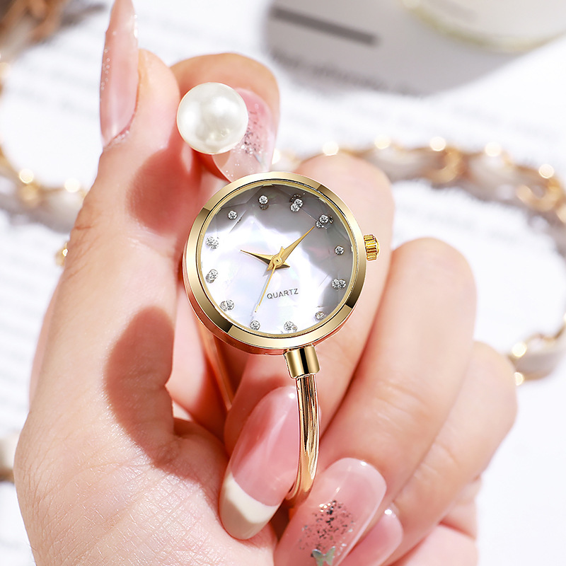 Foreign Trade New Style Fashionable Pearl-Encrusted Diamond Women's Watch Niche Light Luxury High-Value Bracelet Women's Watch Manufacturer