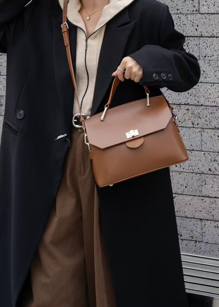 Genuine Leather High-grade Sentong Handheld Versatile Light Luxury Messenger Bag