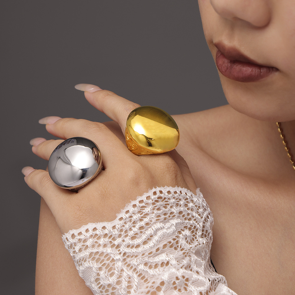 Mysterious Jewelry High Texture Large Light Face Roman Pattern Digital Casting Ring Women's Stainless Steel PVD Plated_voghion.com