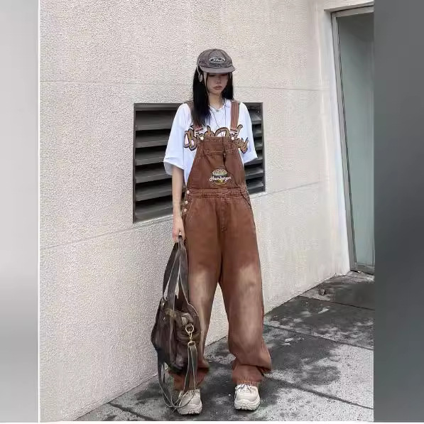 American Retro Brown Hamburger Embroidered Overalls Women's Loose Straight Pants Slim Jeans Jumpsuit ins Trend American Retro Brown Hamburger Embroidered Overalls Women's Loose Straight Pants Slim Jeans Jumpsuit ins Trend