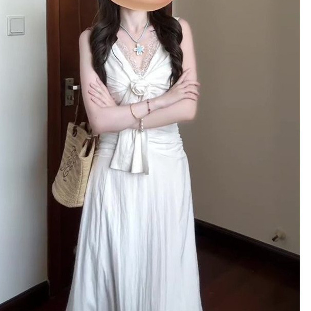 纯欲温柔V领法式无袖连衣裙女夏白色修身a字长裙设计感小众裙子|undefined