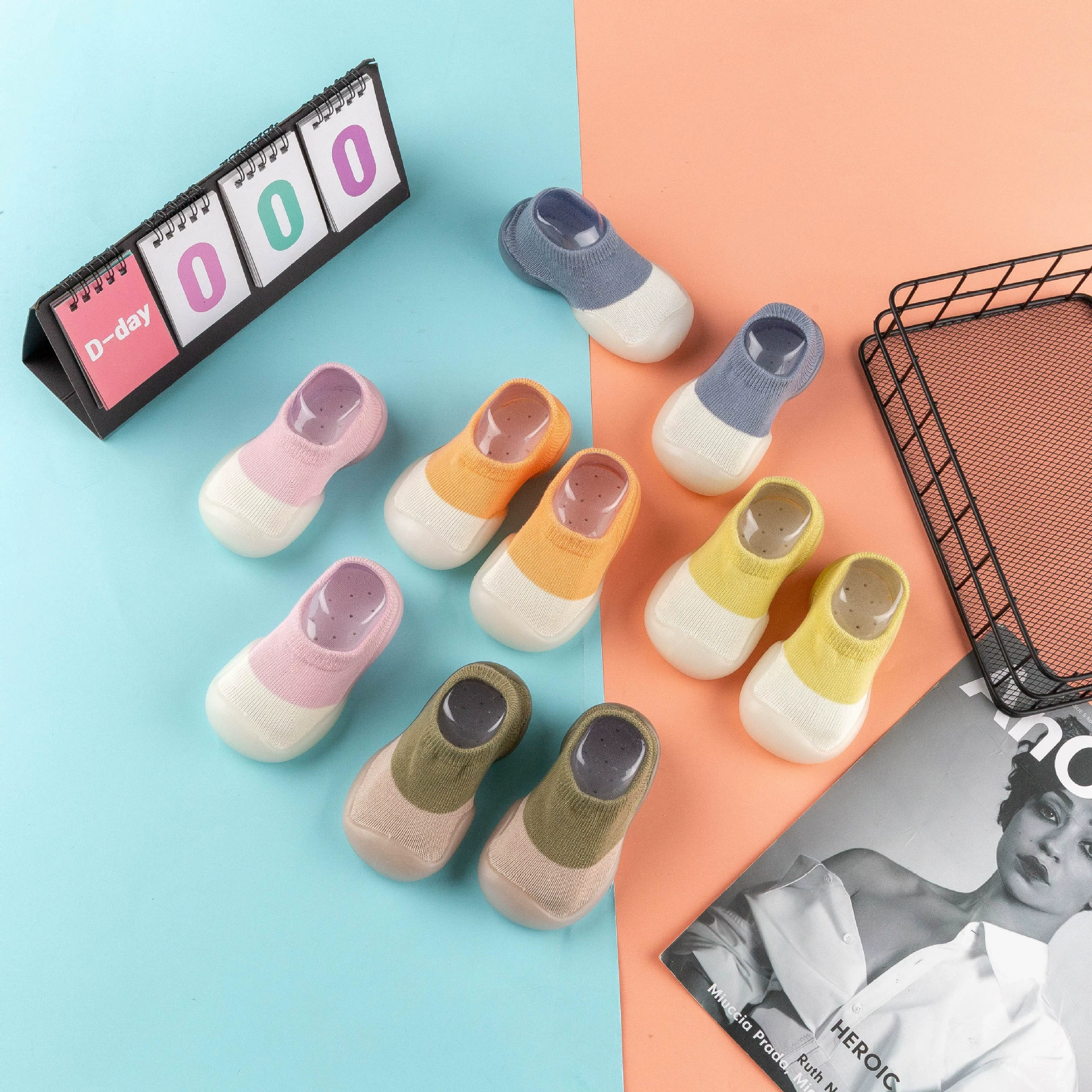 Детские носки-тапочки, носки для малышей, обувь и носки для мальчиков и девочек, из чистого хлопка, дышащие, нескользящие, с мягкой подошвой, износостойкие, с цветовыми блоками