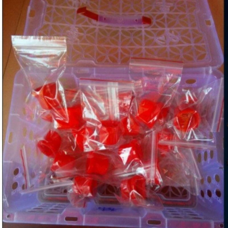 Lip Bid Lip Plumper Tool, S/M/L Sizes, Compact Red Lip Enhancer with Multiple Packaging