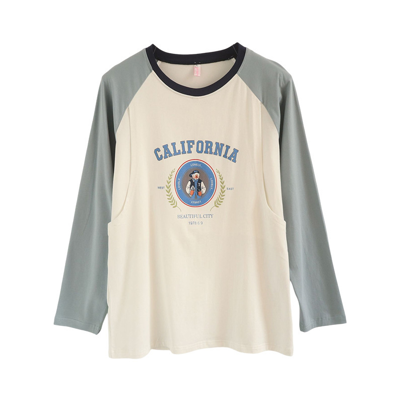 授乳上着のtシャツは外に出ます。|undefined