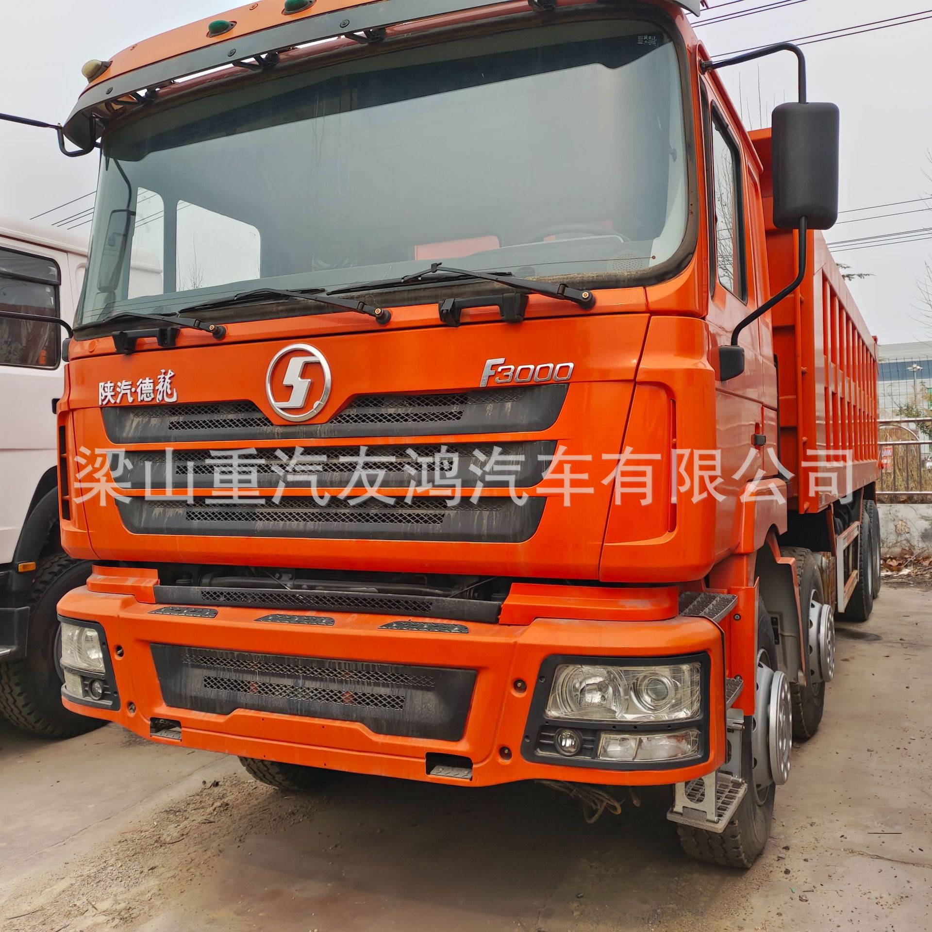 Export 25-Ton Self-Loading Engineering Truck, Right-Hand Drive Engineering Vehicle, 371/375 Horsepower Refurbished Dump Truck