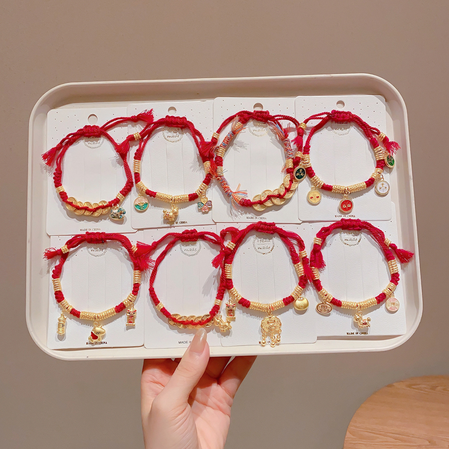 Cuerdas rojas de Año Nuevo Niñas Año del Caballo Año de la vida Brazalete Adulto Joyas de Año Nuevo 2026 Joyas