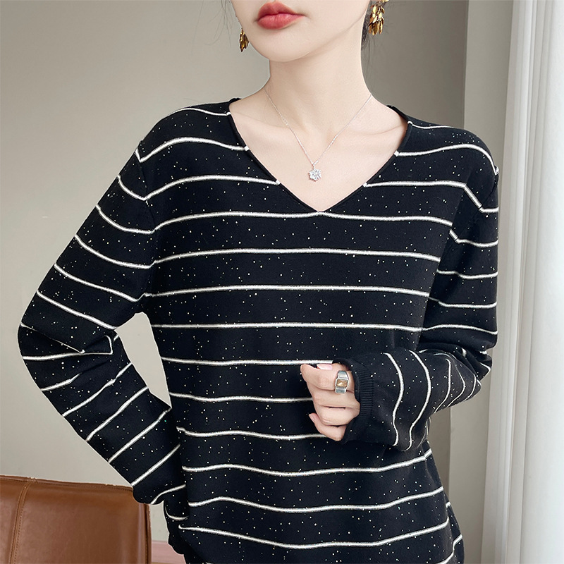 Casual Lazy Sequin V Neck Stripesd Knitwear for Women 25 Autum New Large Size Curled Long-Sleeved Bottoming Top Batch