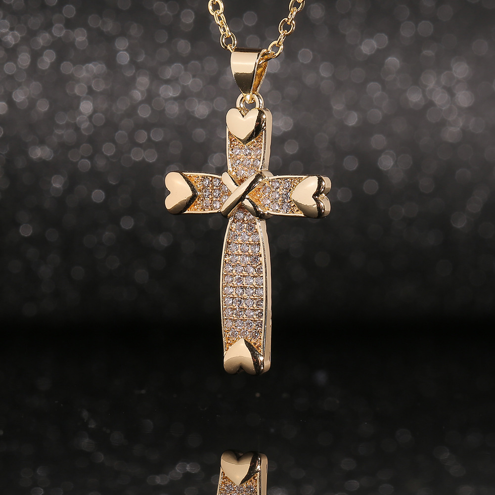 Nouveau Pendentif Croix En Forme De Coeur En Cuivre Micro-incrusté Collier De Chandail Chaîne En Gros display picture 4