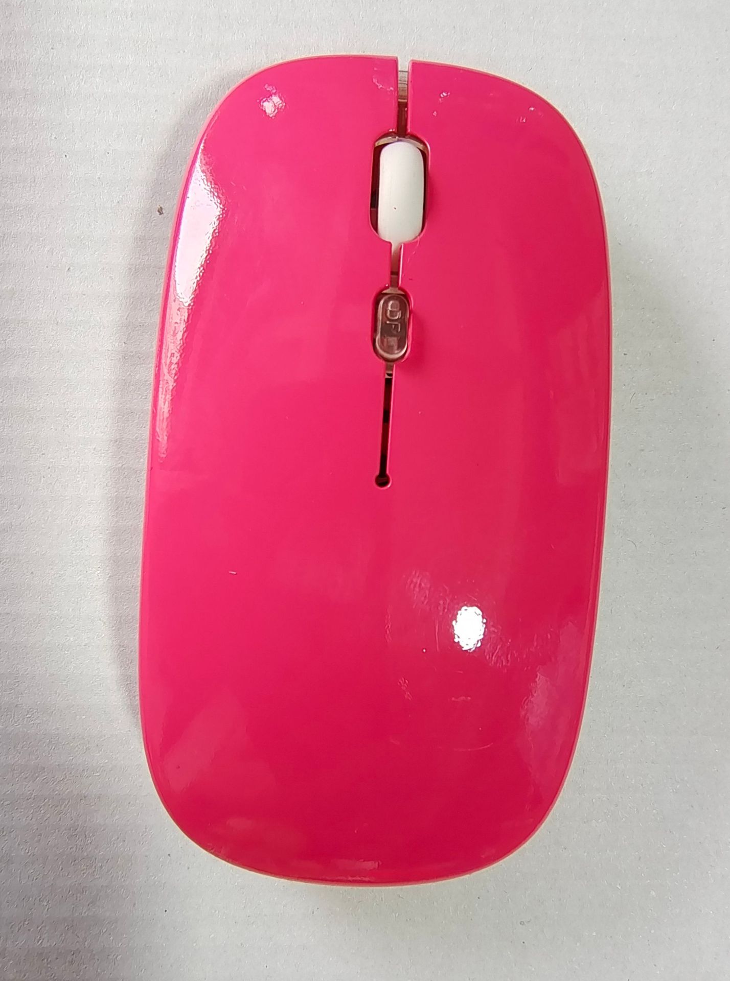 Fábrica directa transfronteriza nueva carga Bluetooth dual modo inalámbrico luminiscente computadora portátil de oficina ratón silencioso